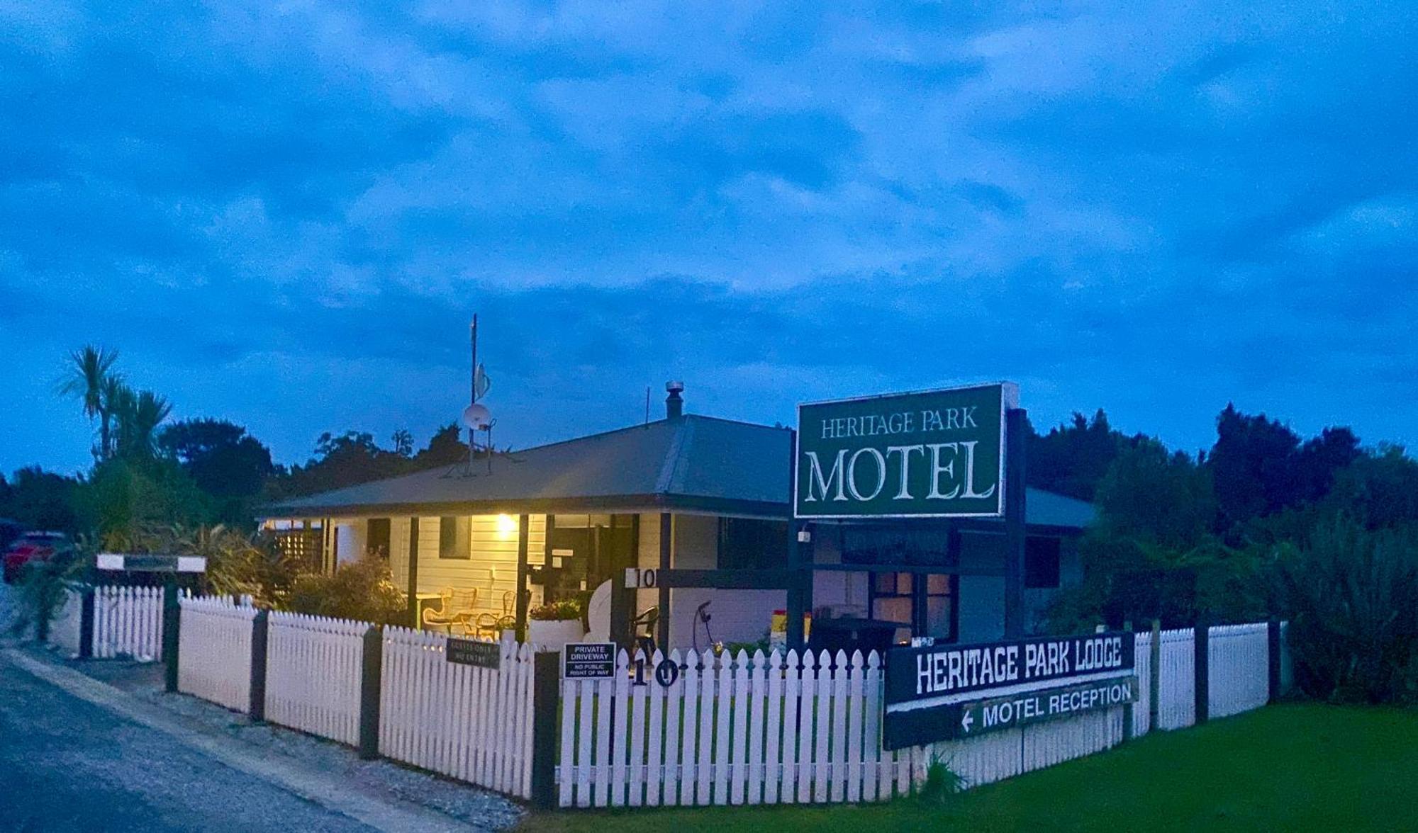 Heritage Park Lodge Haast Exterior photo